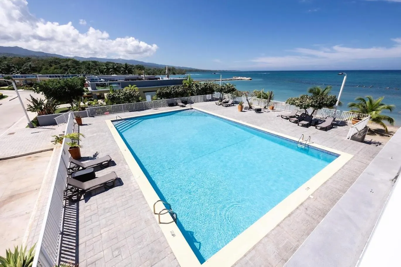 Coastal Paradise At Marina Villas Saint Annʼs Bay
