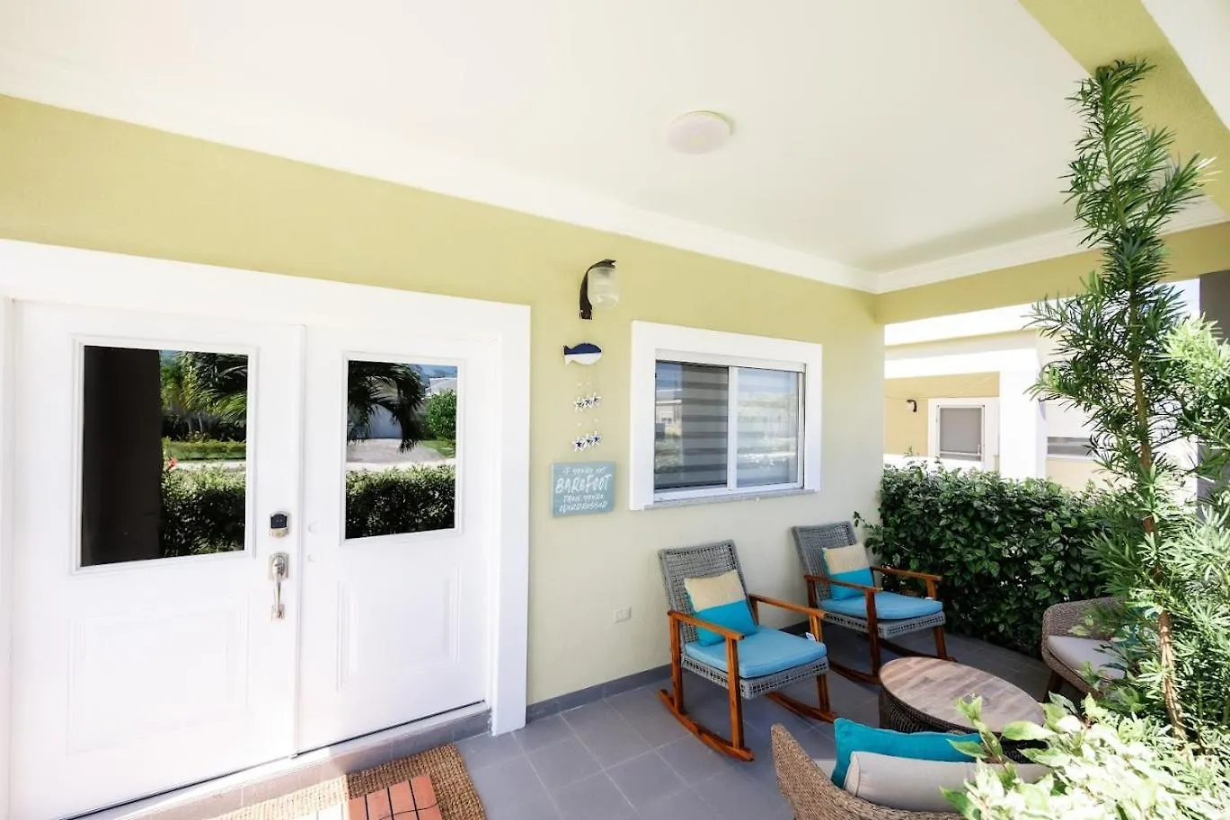 Coastal Paradise At Marina Villas Saint Annʼs Bay