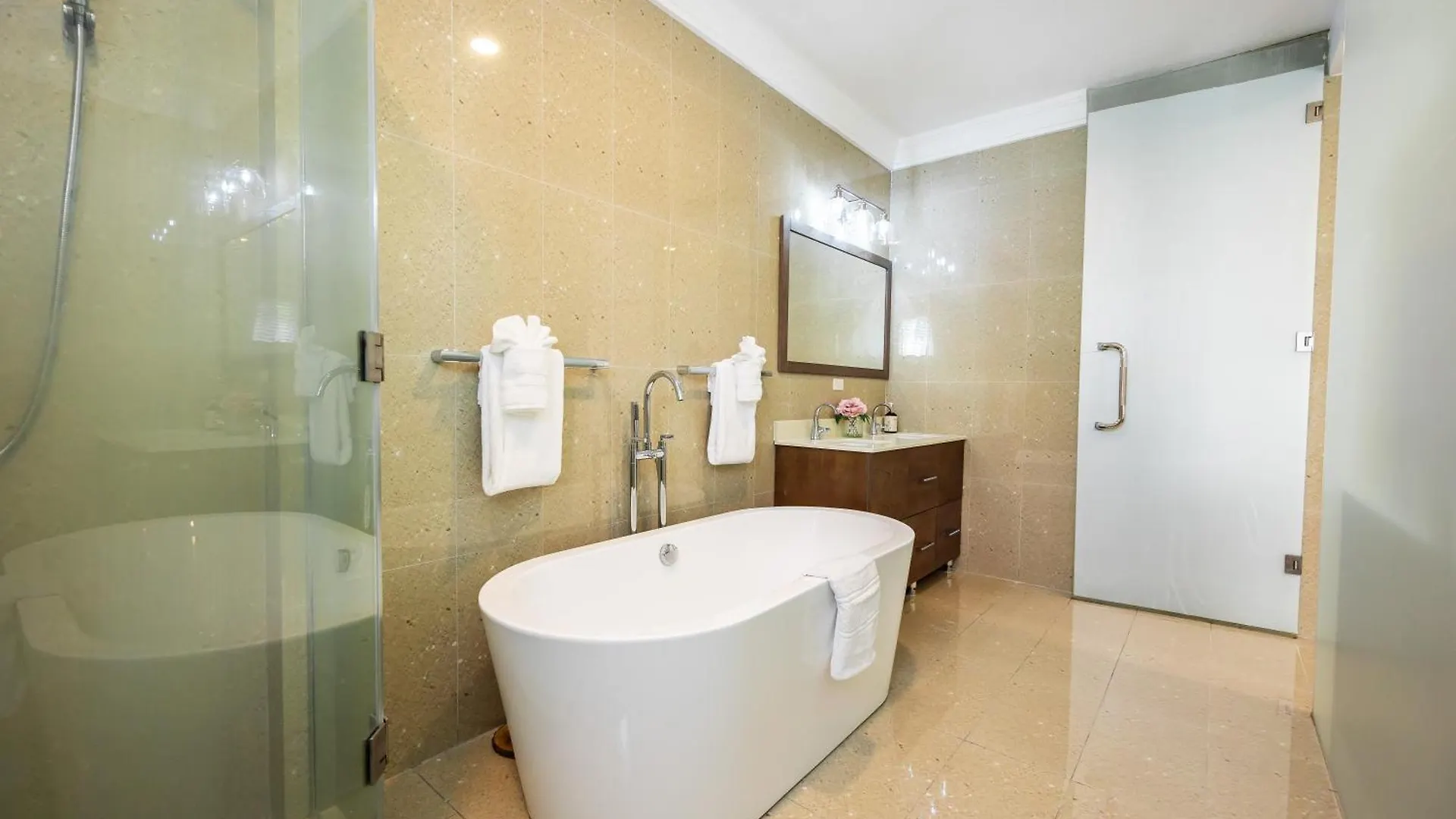 Coastal Paradise At Marina Villas Saint Annʼs Bay
