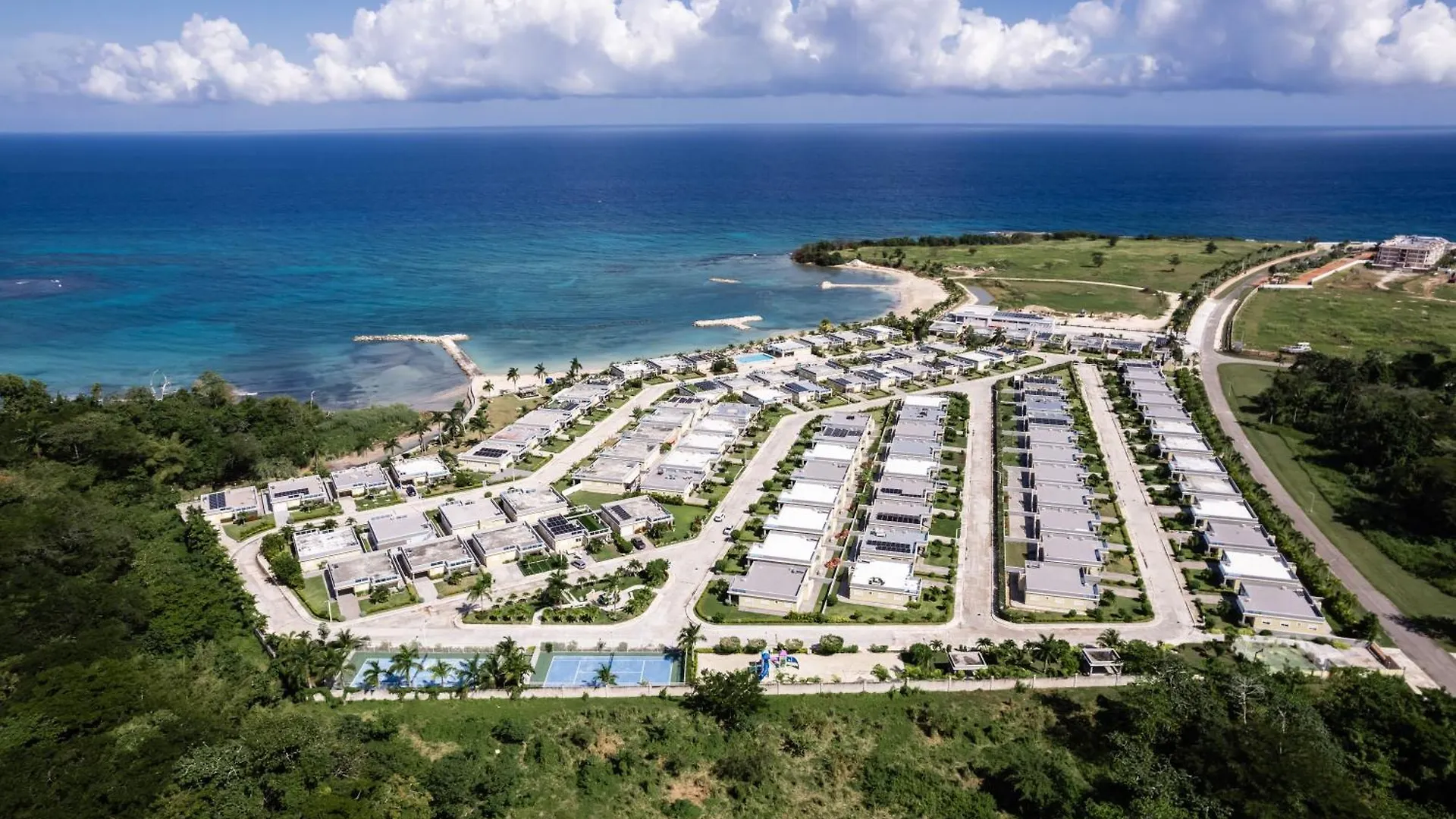 Coastal Paradise At Marina Villas Saint Annʼs Bay